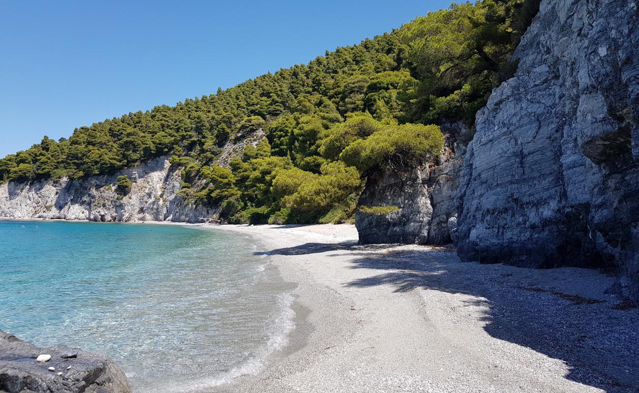 Photo de Skopelos beach avec caillou fin gris de surface