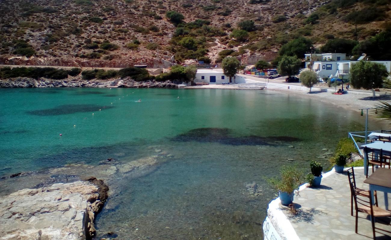 Photo de Agathonisi beach II avec caillou fin clair de surface