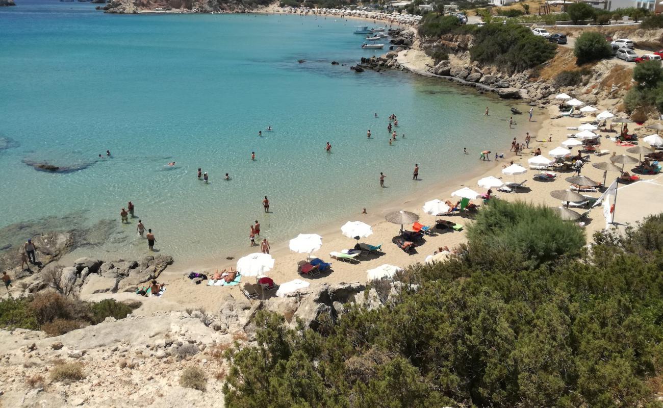 Photo de Little Amoopi beach avec sable brun de surface