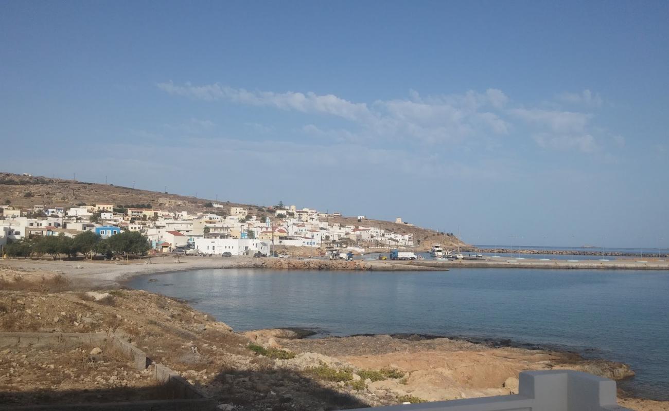 Photo de Paralia Fry avec sable lumineux de surface