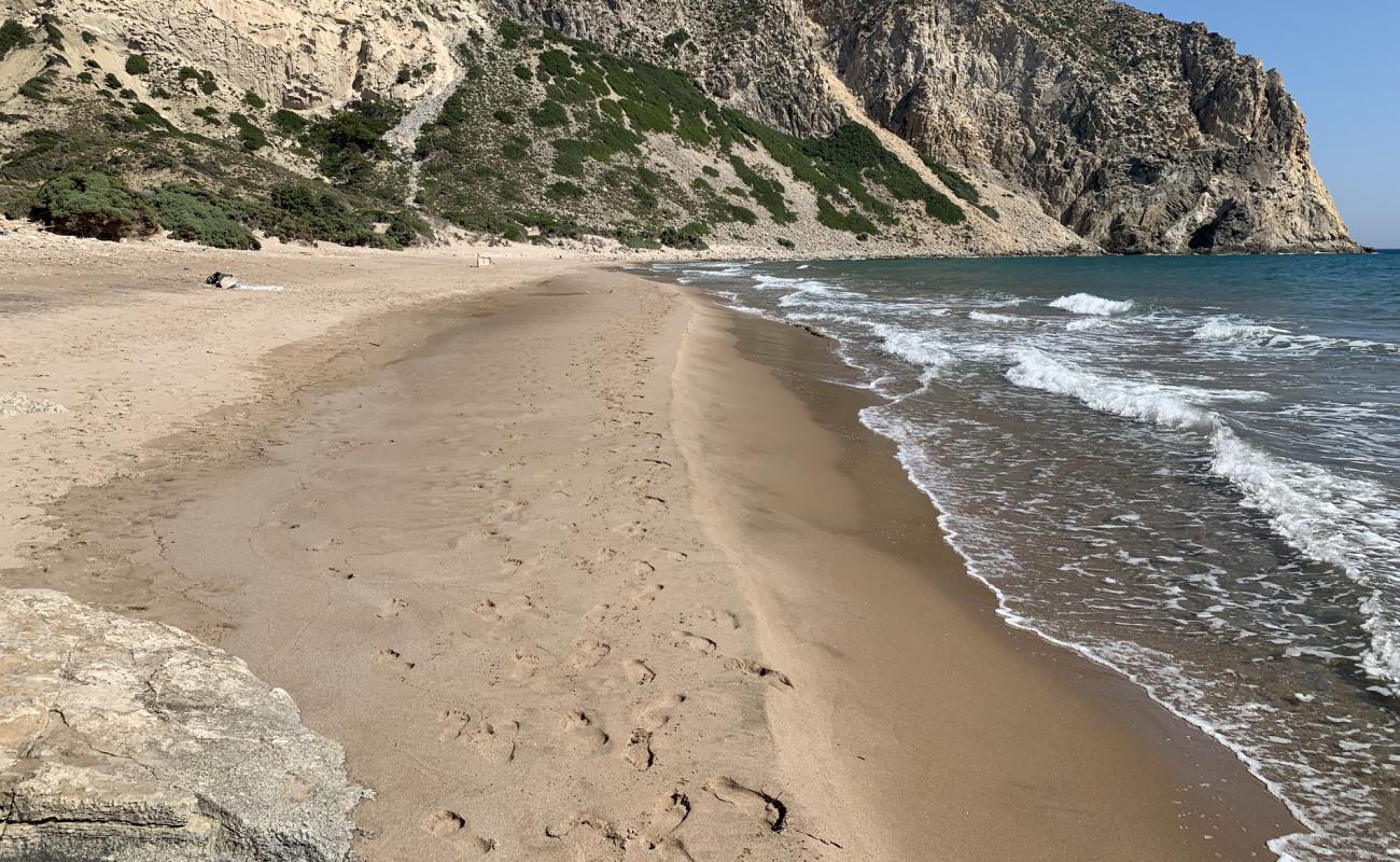 Photo de Mystic beach avec sable lumineux de surface