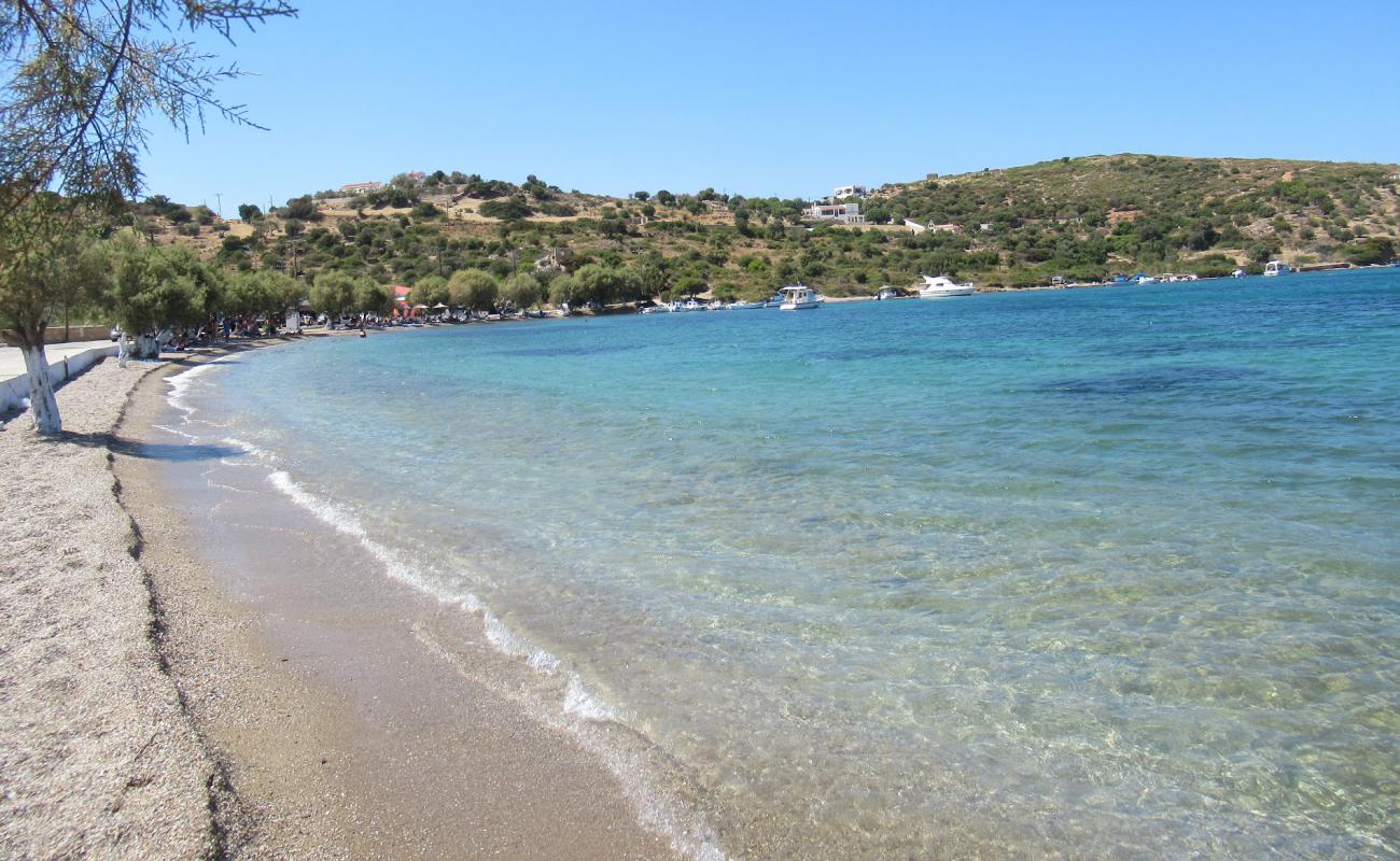 Photo de Blefoutis beach avec petits galets gris de surface
