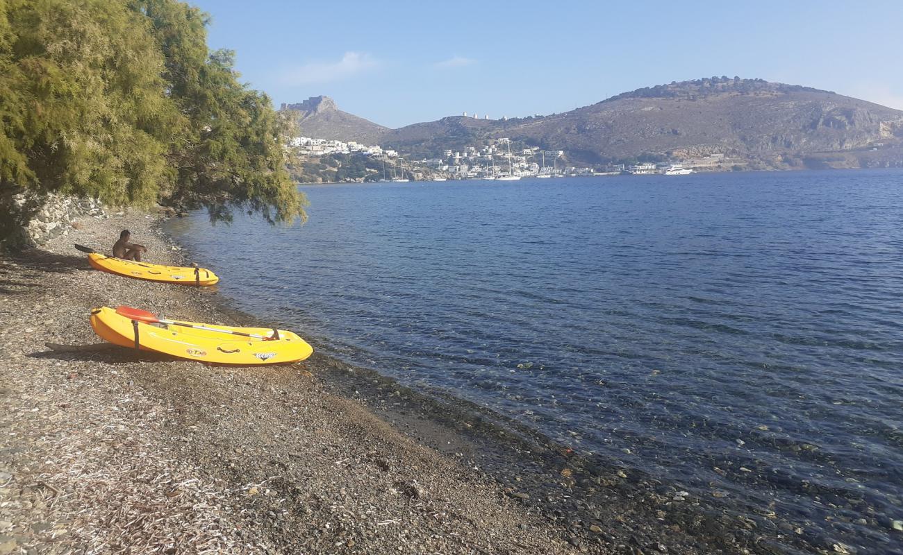 Photo de Turkopigado beach avec galets gris de surface