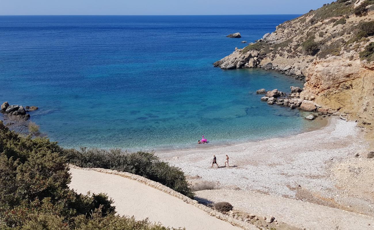 Photo de Kimisi beach avec caillou fin gris de surface