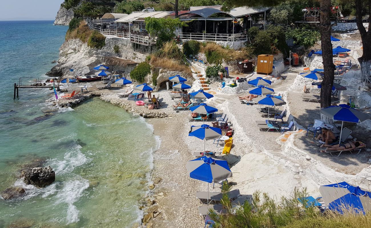 Photo de Pappa beach avec caillou blanc de surface