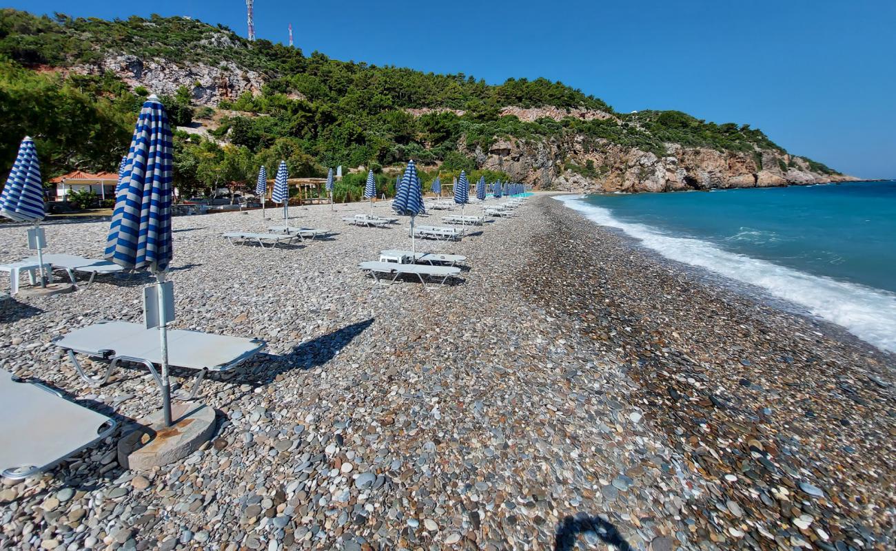 Photo de Avlakia beach avec caillou clair de surface