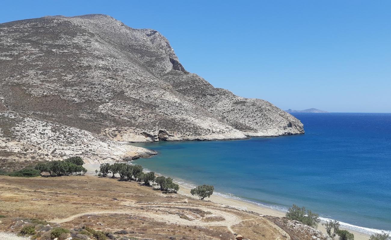 Photo de Paralia Monastiri avec sable lumineux de surface