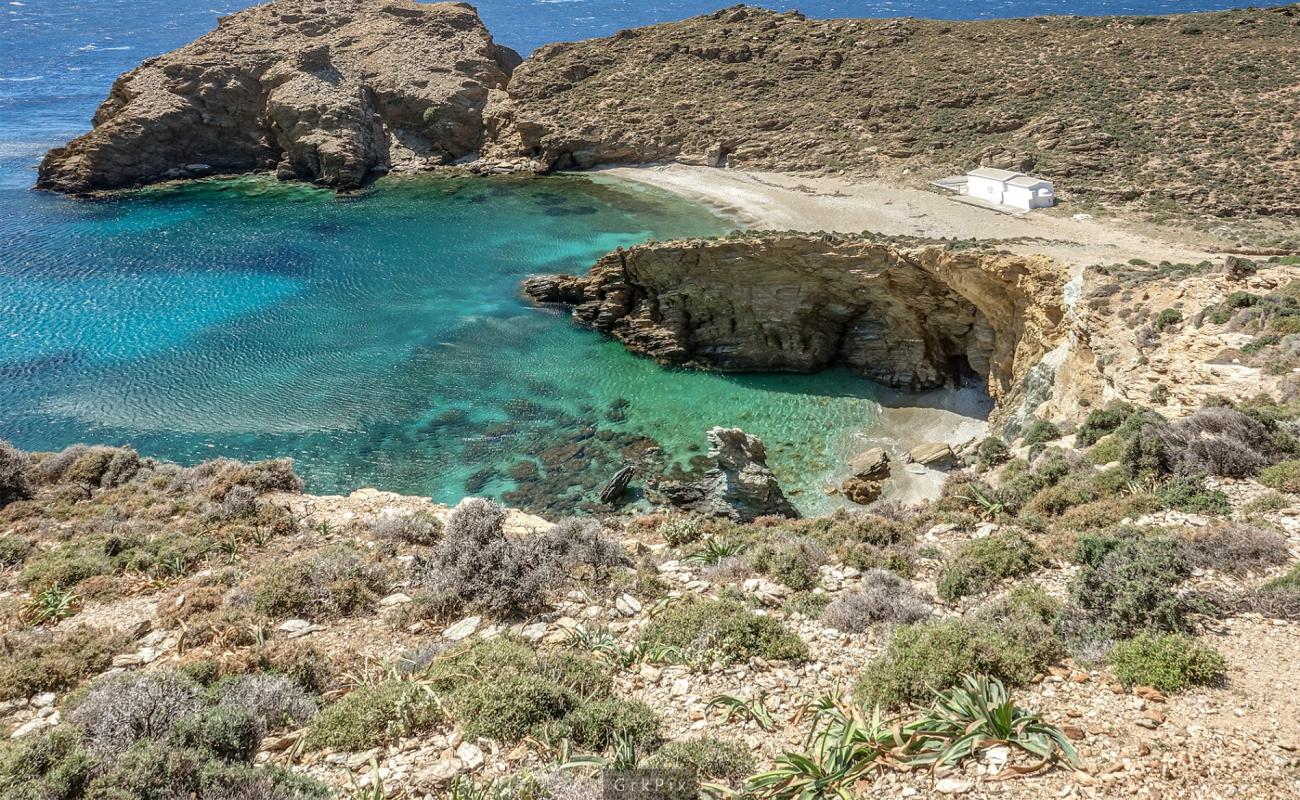 Photo de Paralia Pirgos avec caillou fin clair de surface