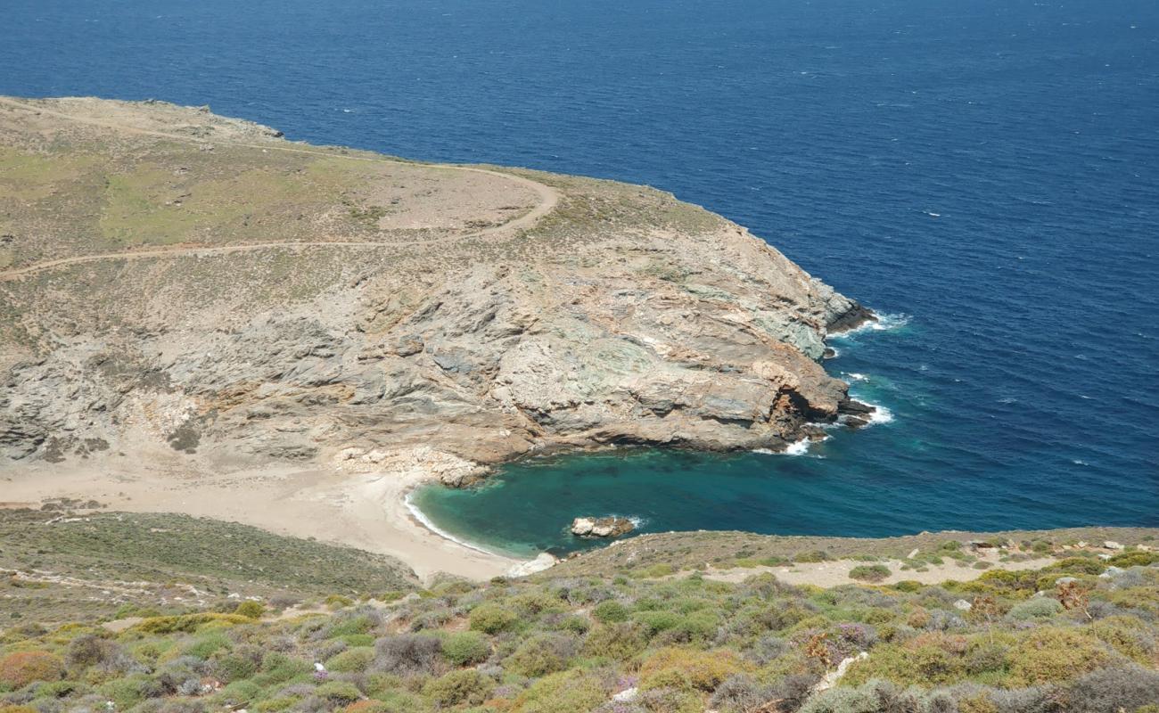 Photo de Kalamos beach avec caillou fin clair de surface