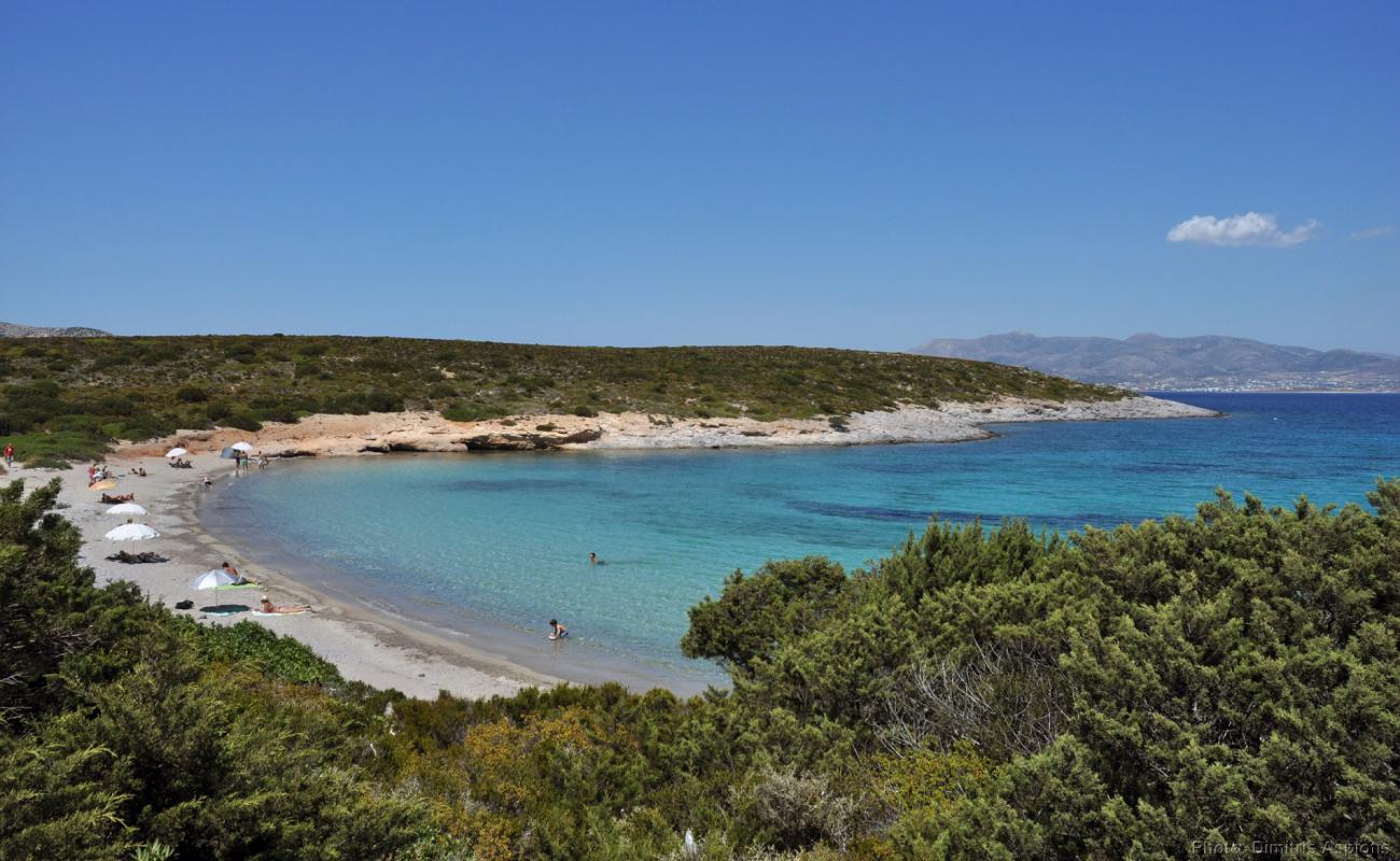 Photo de Paralia Sostis avec sable beige & galets de surface