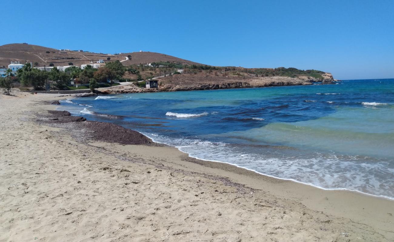Photo de Sifneiko beach avec sable beige de surface
