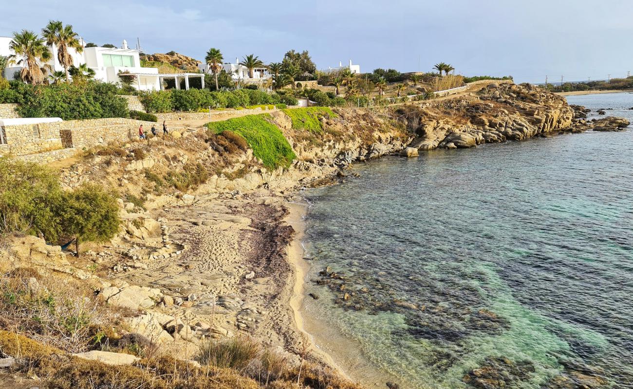 Photo de Hidden beach avec sable lumineux de surface