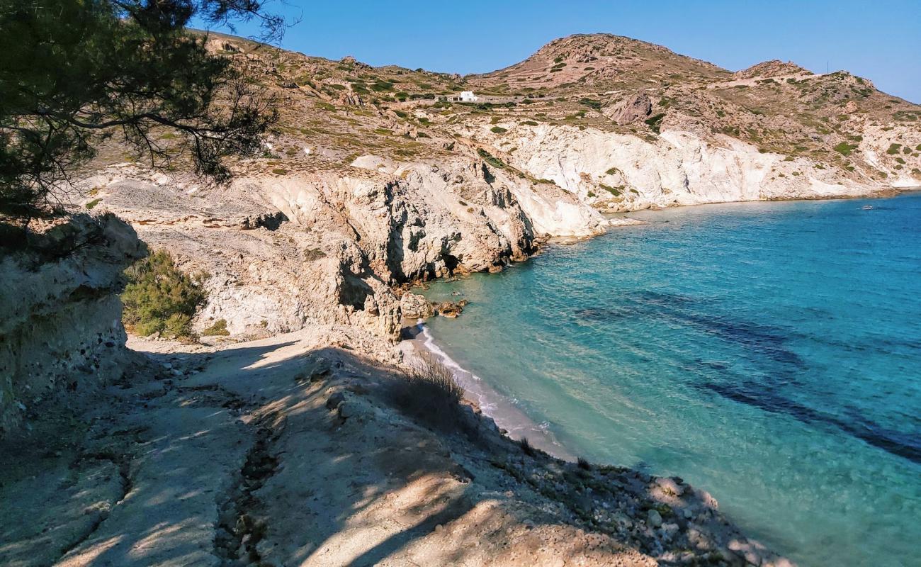 Photo de Tourkothalassa beach avec caillou clair de surface