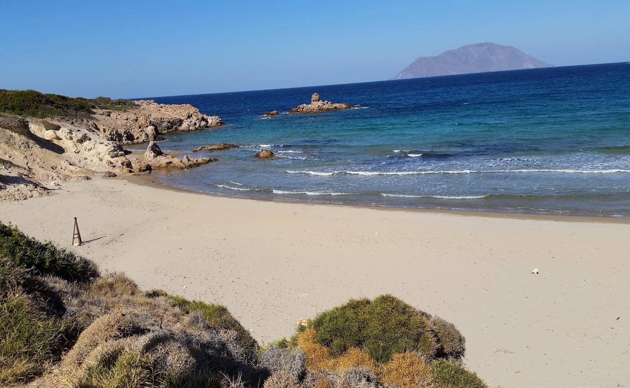 Photo de Ammoudaraki beach avec sable brun de surface