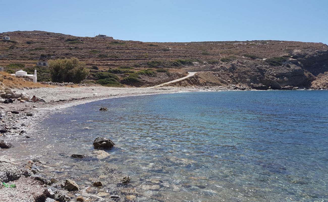 Photo de Agios Theodori avec caillou gris de surface