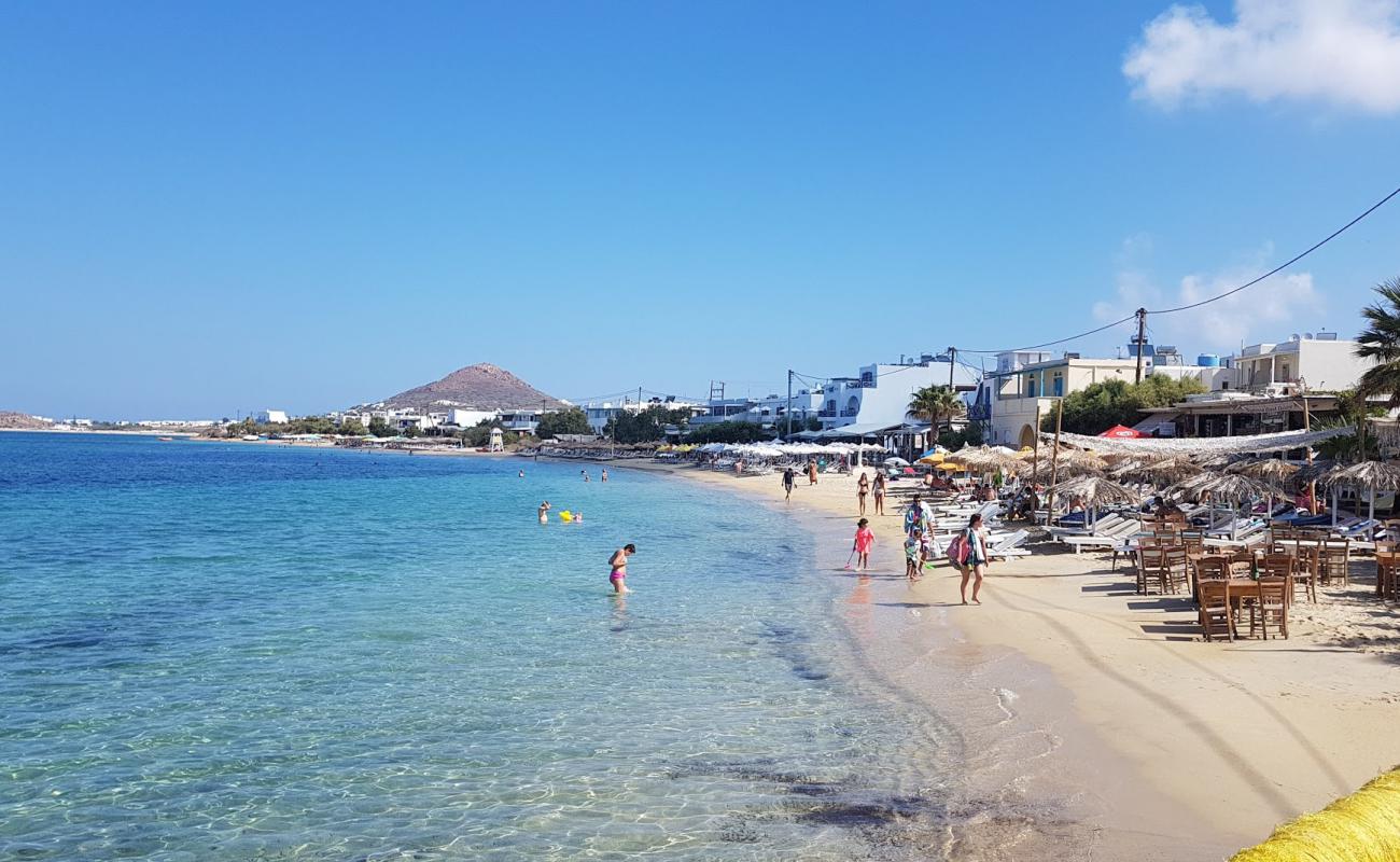 Photo de Plage d'Agia Anna avec sable fin et lumineux de surface