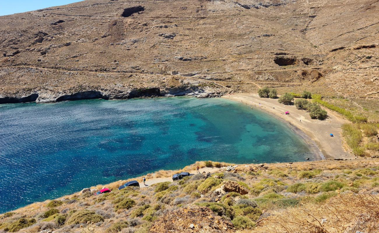 Photo de Malliadiko beach avec caillou brun de surface