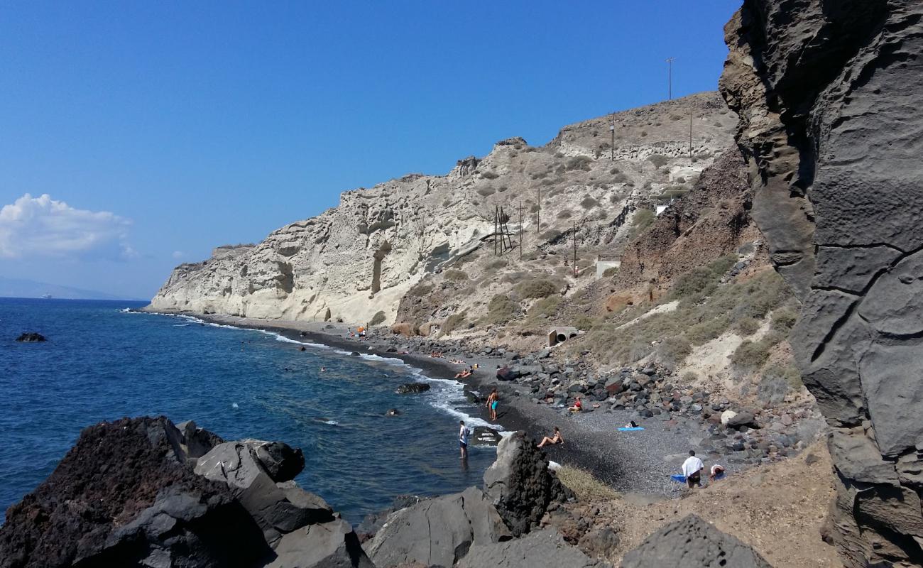 Photo de Paralia Katharos avec galets beige de surface