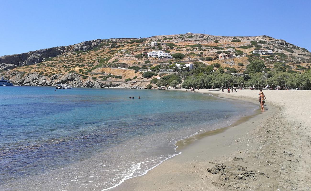 Photo de Tsigouri beach avec sable lumineux de surface