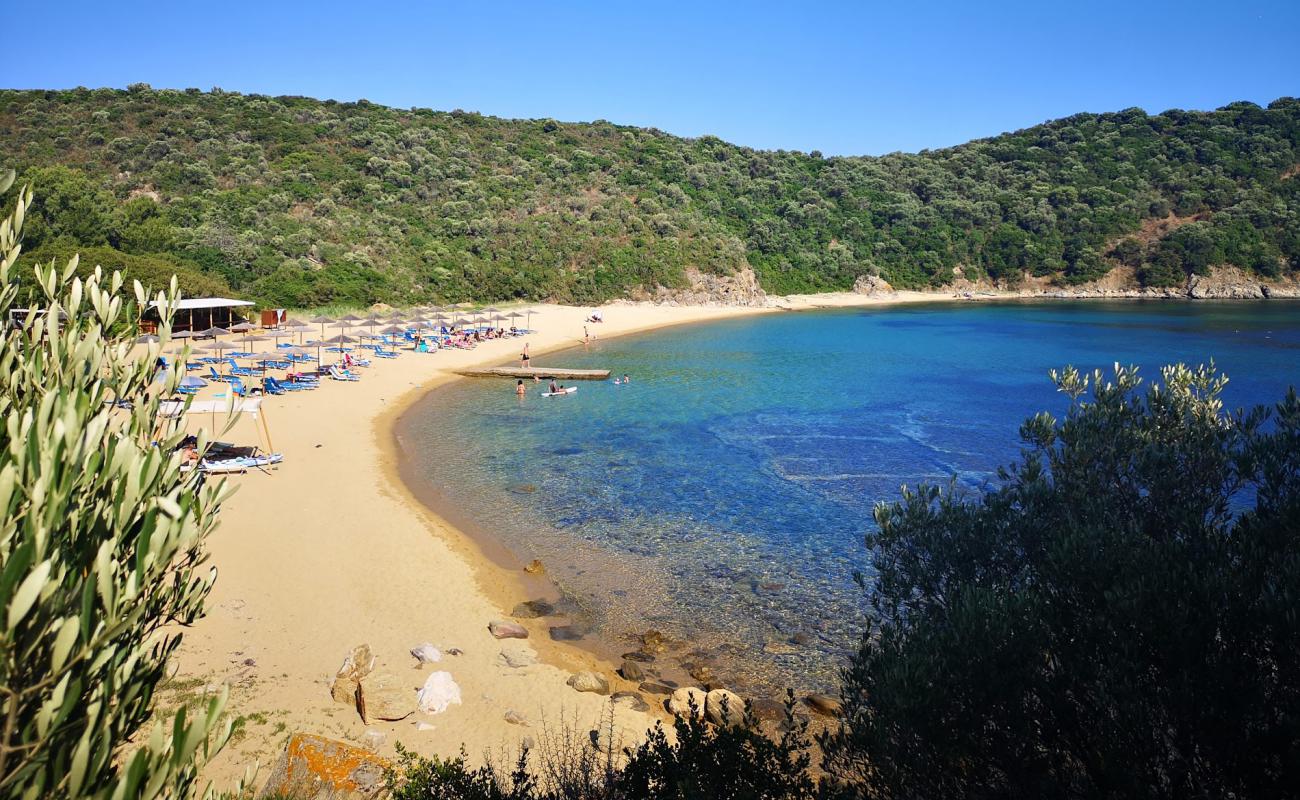 Photo de Plage de Karagatsia avec sable fin et lumineux de surface