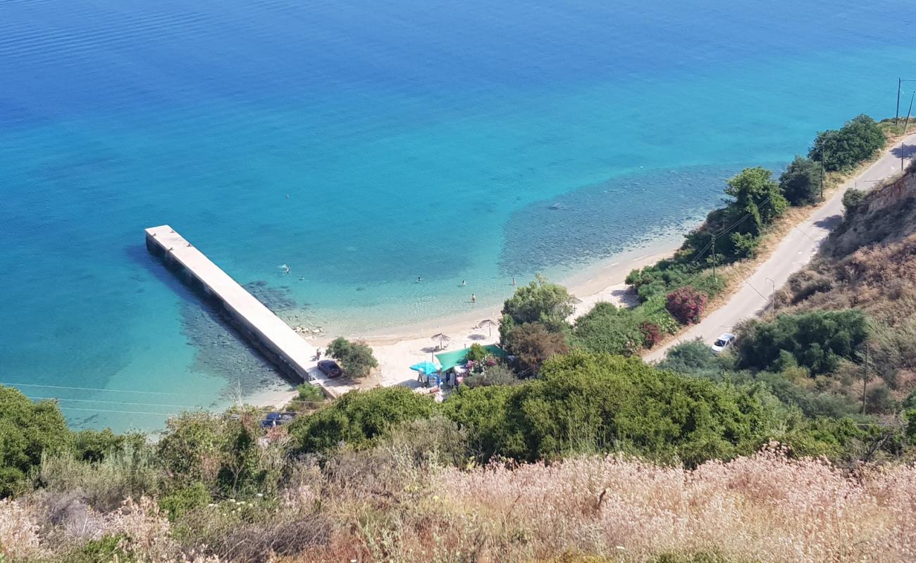 Photo de Kalami beach avec sable beige & galets de surface