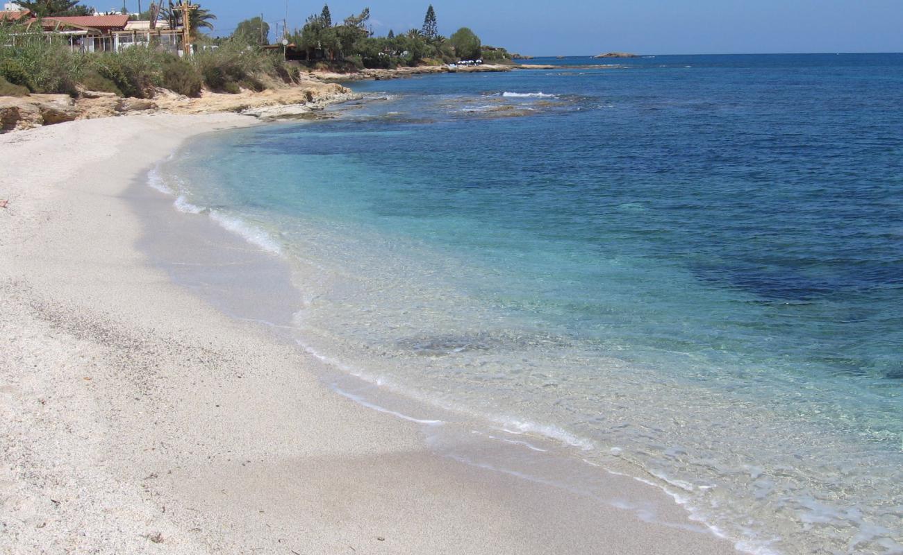 Photo de Limanakia beach avec caillou fin clair de surface