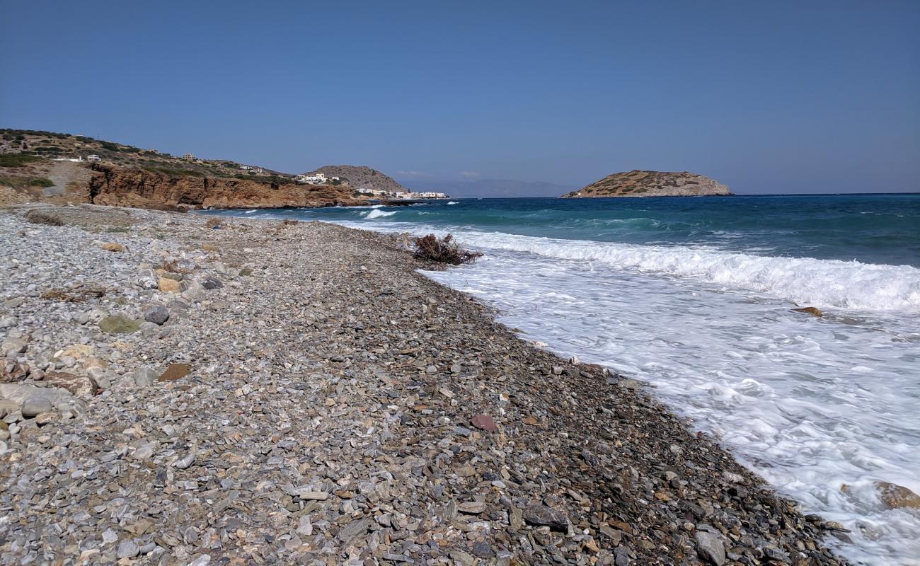 Photo de Baths beach avec caillou gris de surface