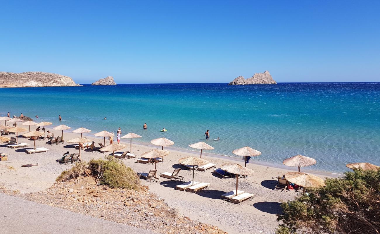 Photo de Xerokampos beach avec sable fin et lumineux de surface