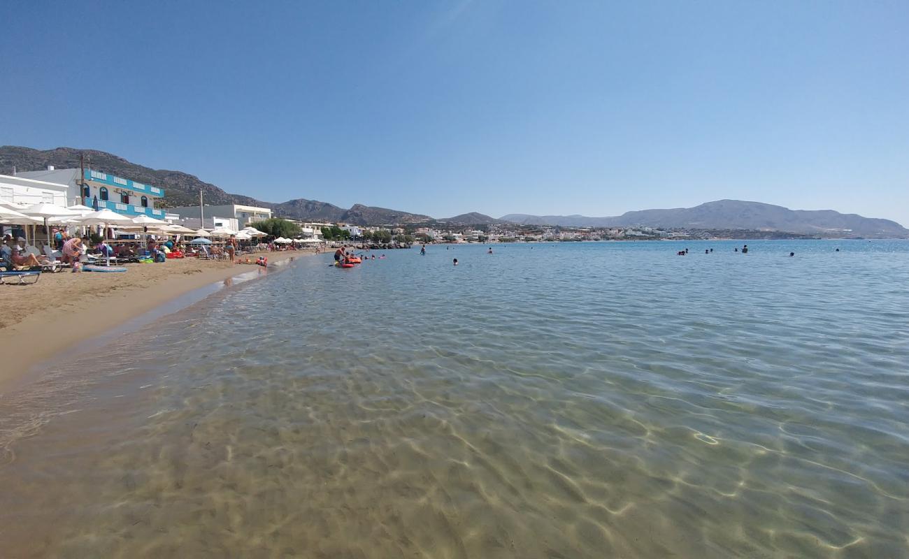 Photo de Katovigli beach avec sable fin gris de surface