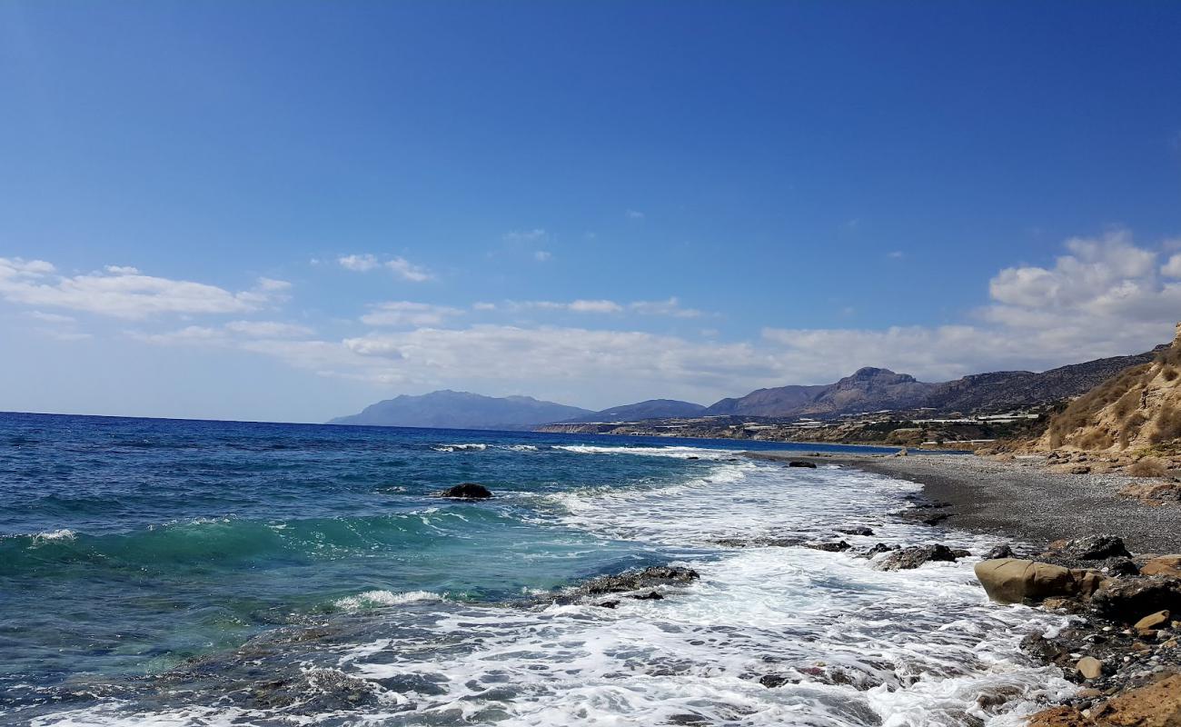 Photo de Faflagos beach avec sable gris & galets de surface