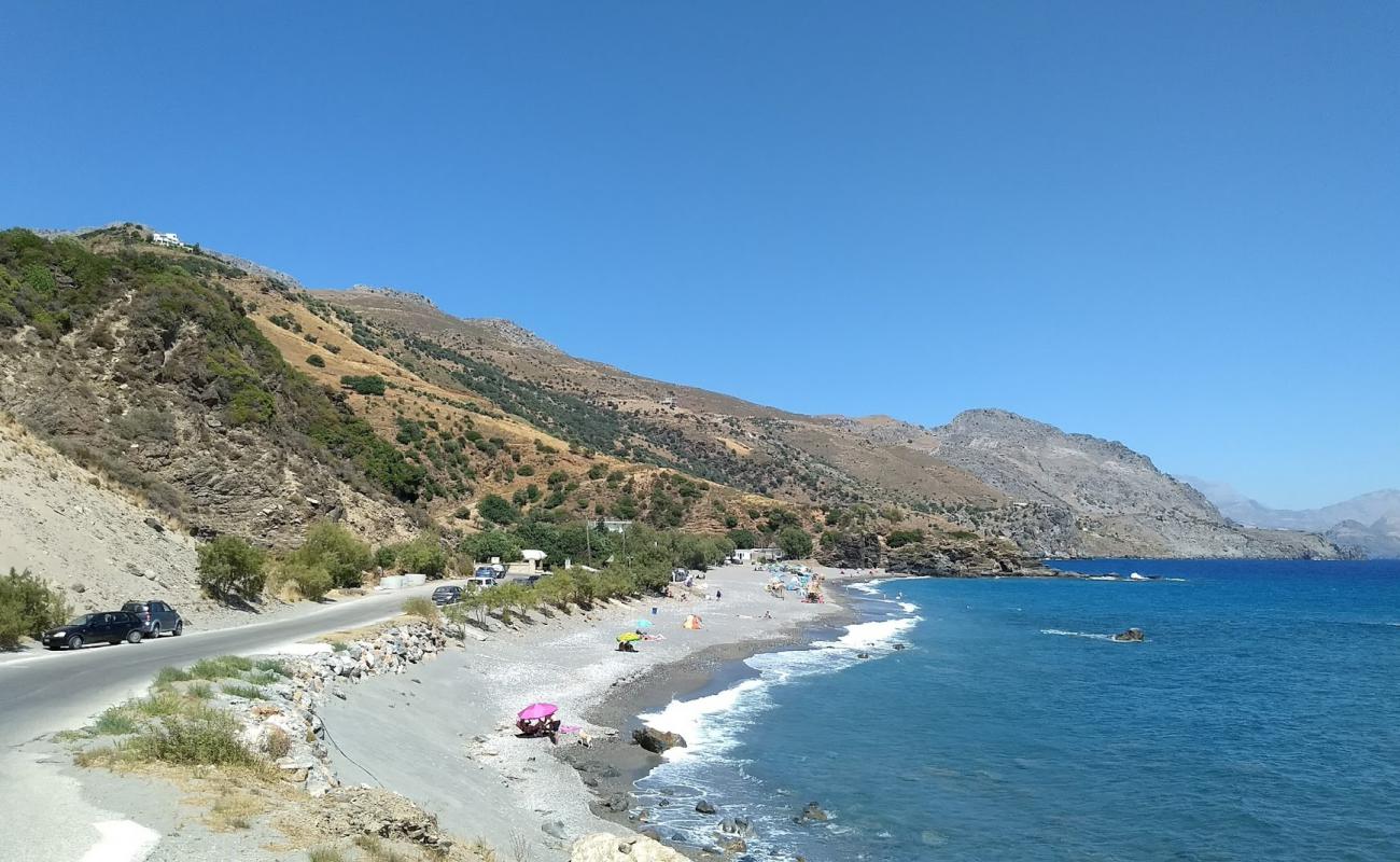 Photo de Korakas beach avec galets beige de surface