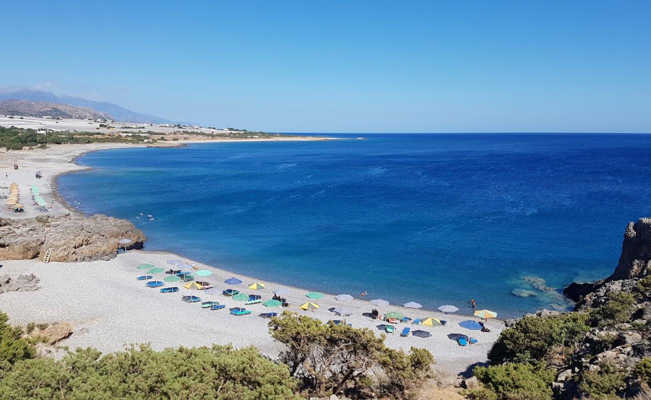 Photo de Krios Beach avec galets gris de surface