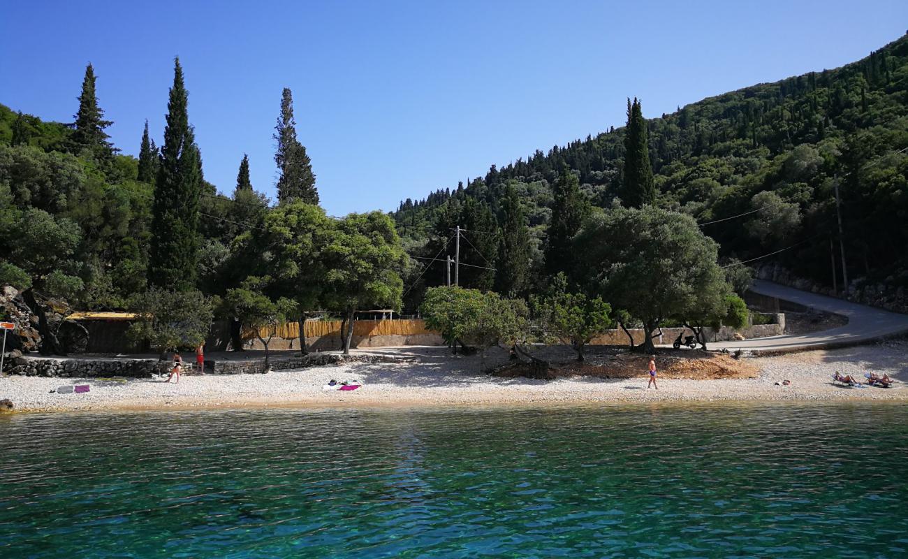 Photo de Kantina beach avec caillou fin clair de surface