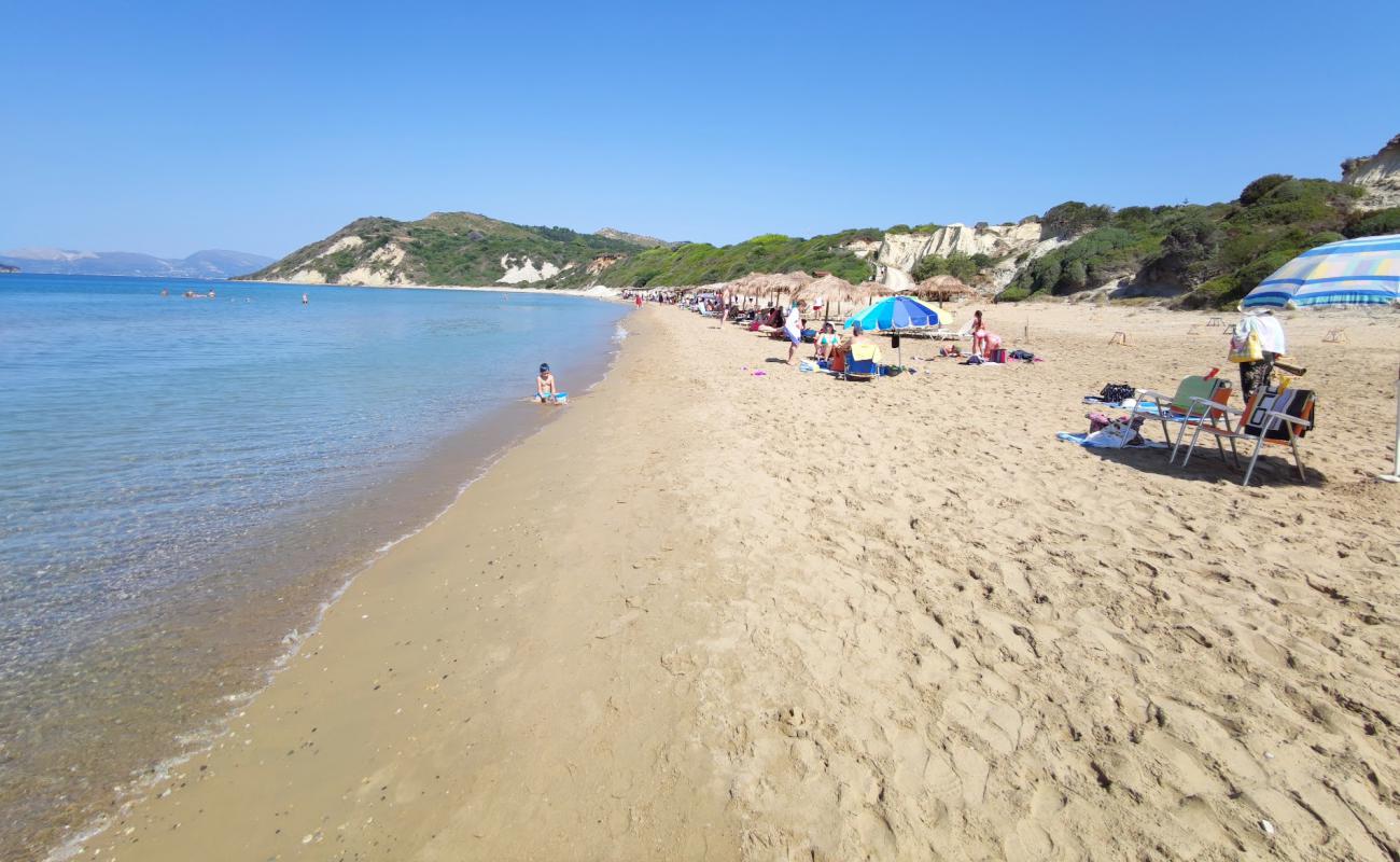 Photo de Gerakas Beach avec sable beige de surface
