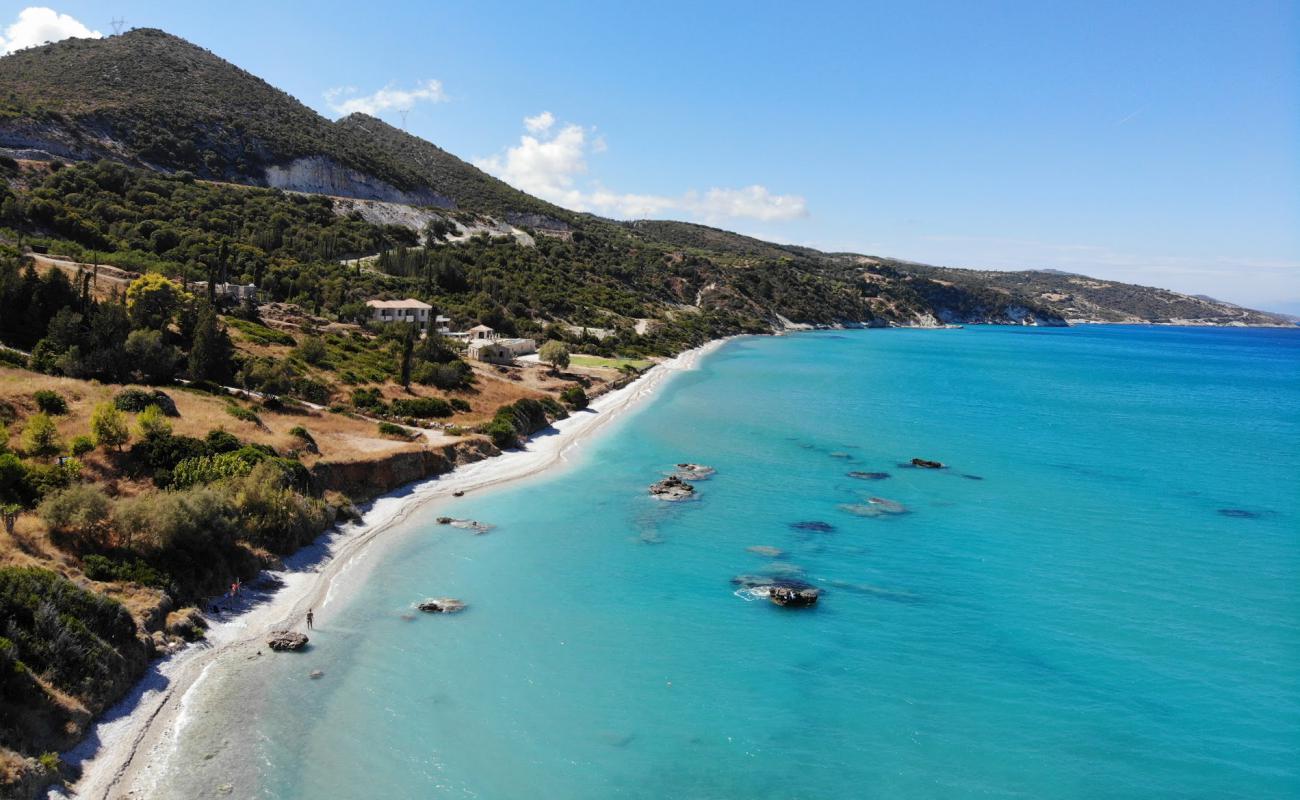 Photo de Laperda Beach avec galets beige de surface