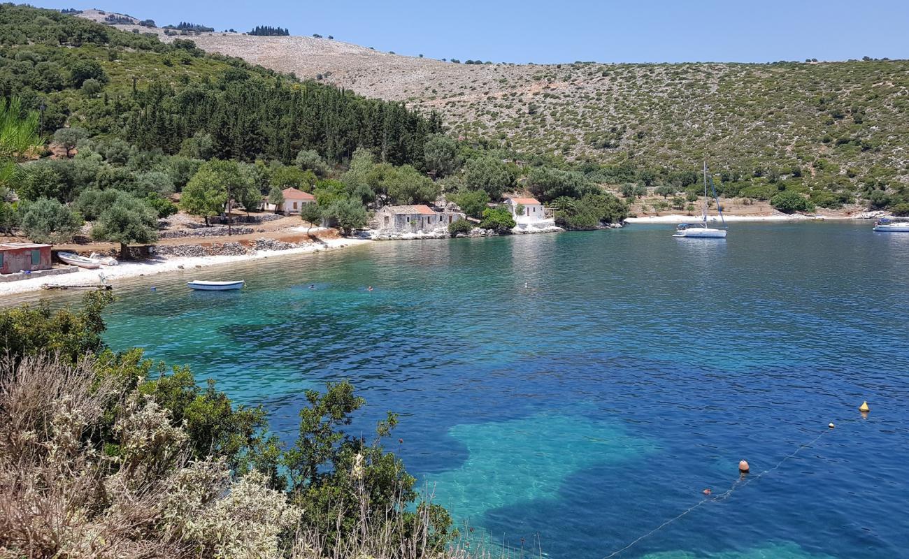 Photo de Agia Sofia beach avec caillou clair de surface