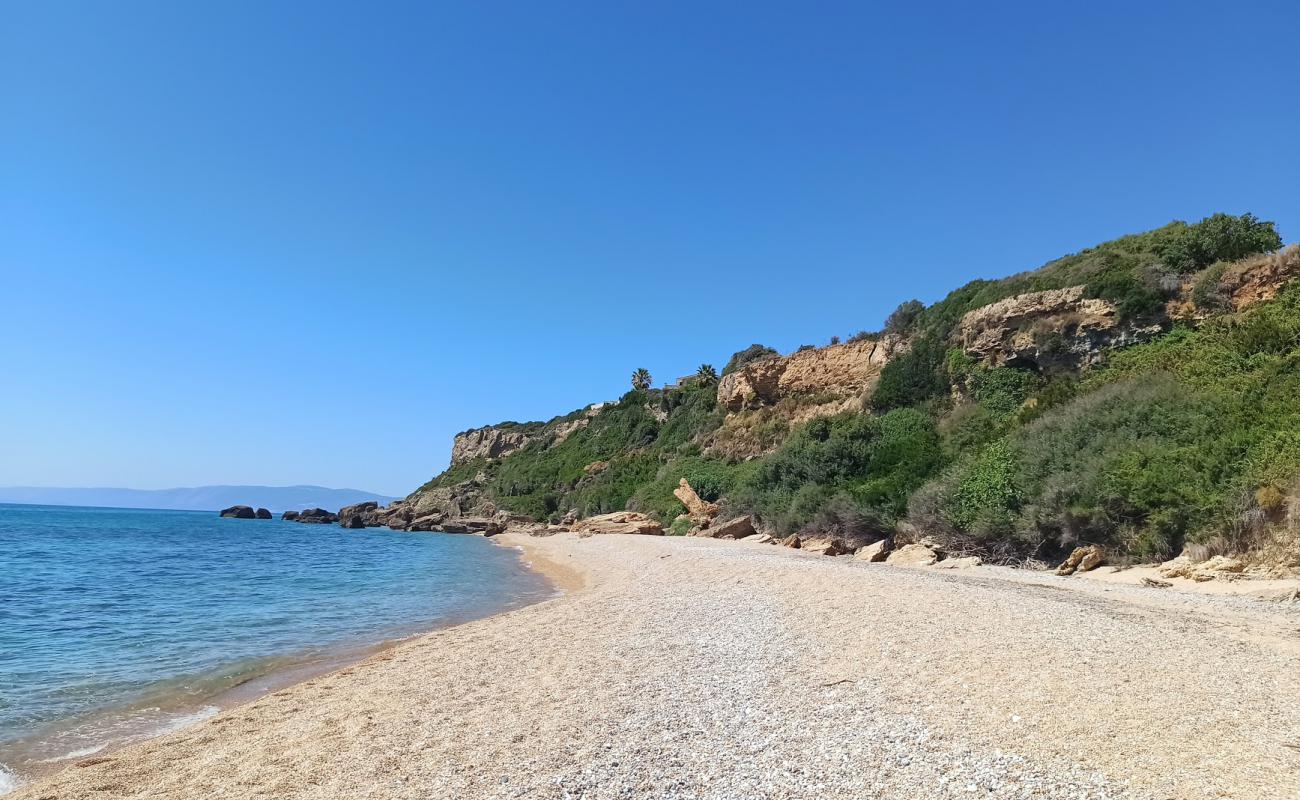 Photo de Plage de Skala avec sable clair avec caillou de surface