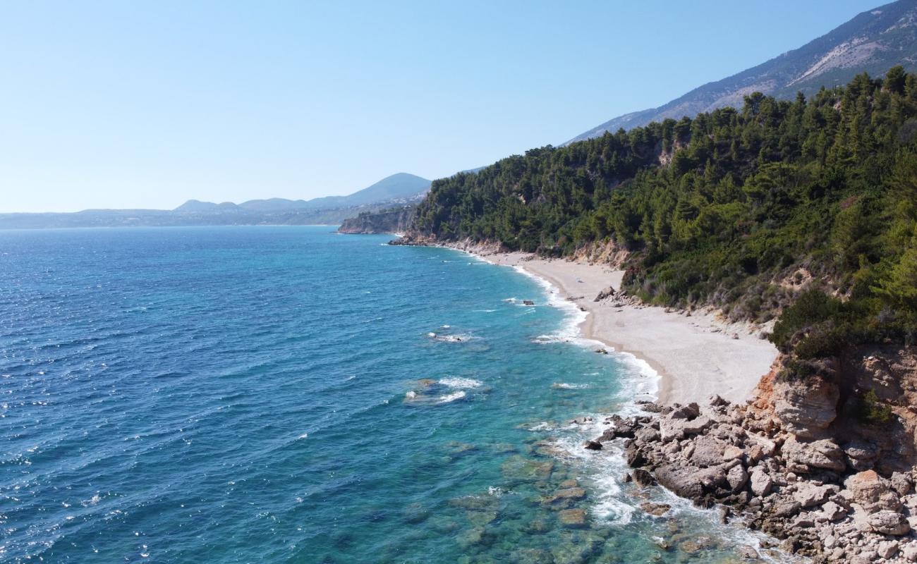 Photo de Sisia beach avec caillou fin clair de surface