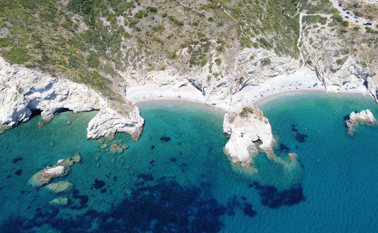 Photo de Paralia Kaladi II avec galets gris de surface