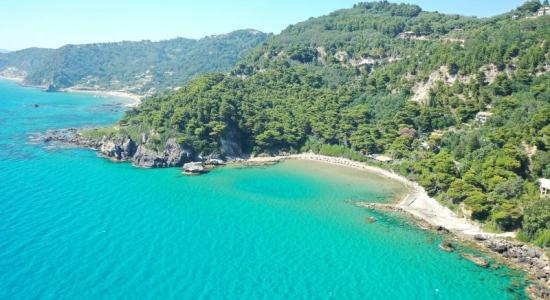 Plage de Gyaliskari