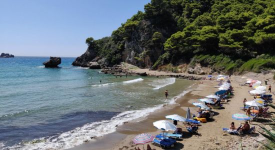 Plage de Gyaliskari