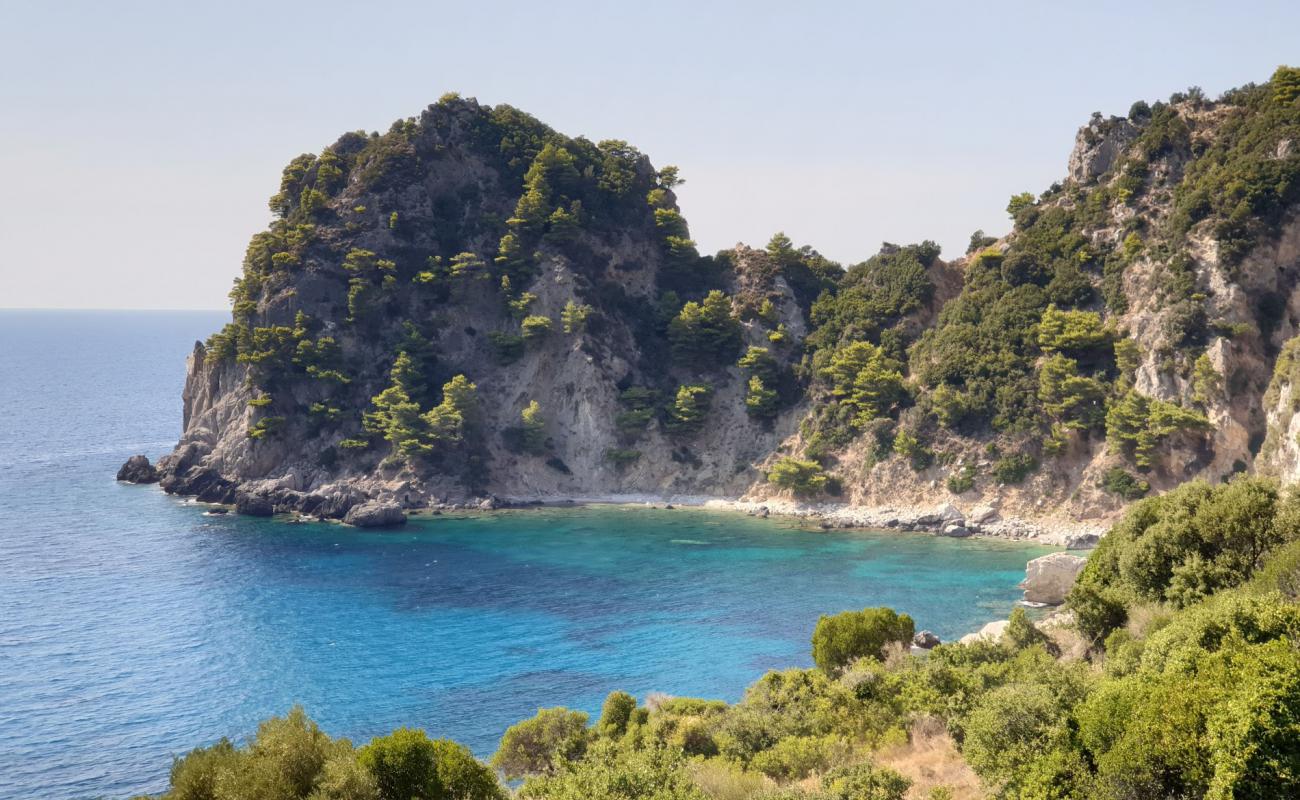 Photo de Antipsos beach avec caillou gris de surface