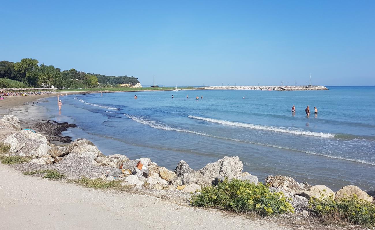 Photo de Acquasanta Beach avec sable brun de surface