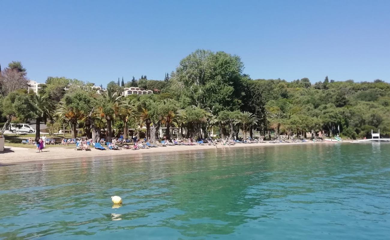 Photo de Feakes beach avec caillou fin clair de surface