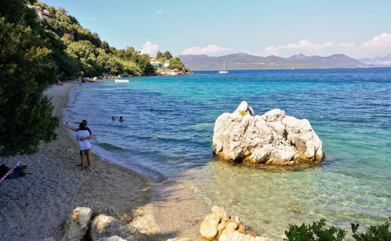 Photo de Perigiali Beach avec caillou fin clair de surface