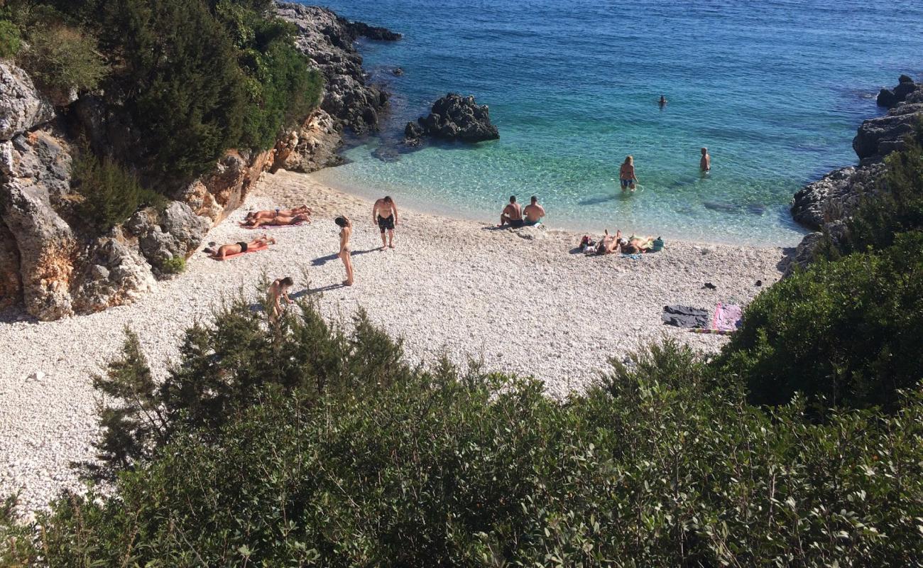 Photo de Spiaggia avec terrain rocheux de surface