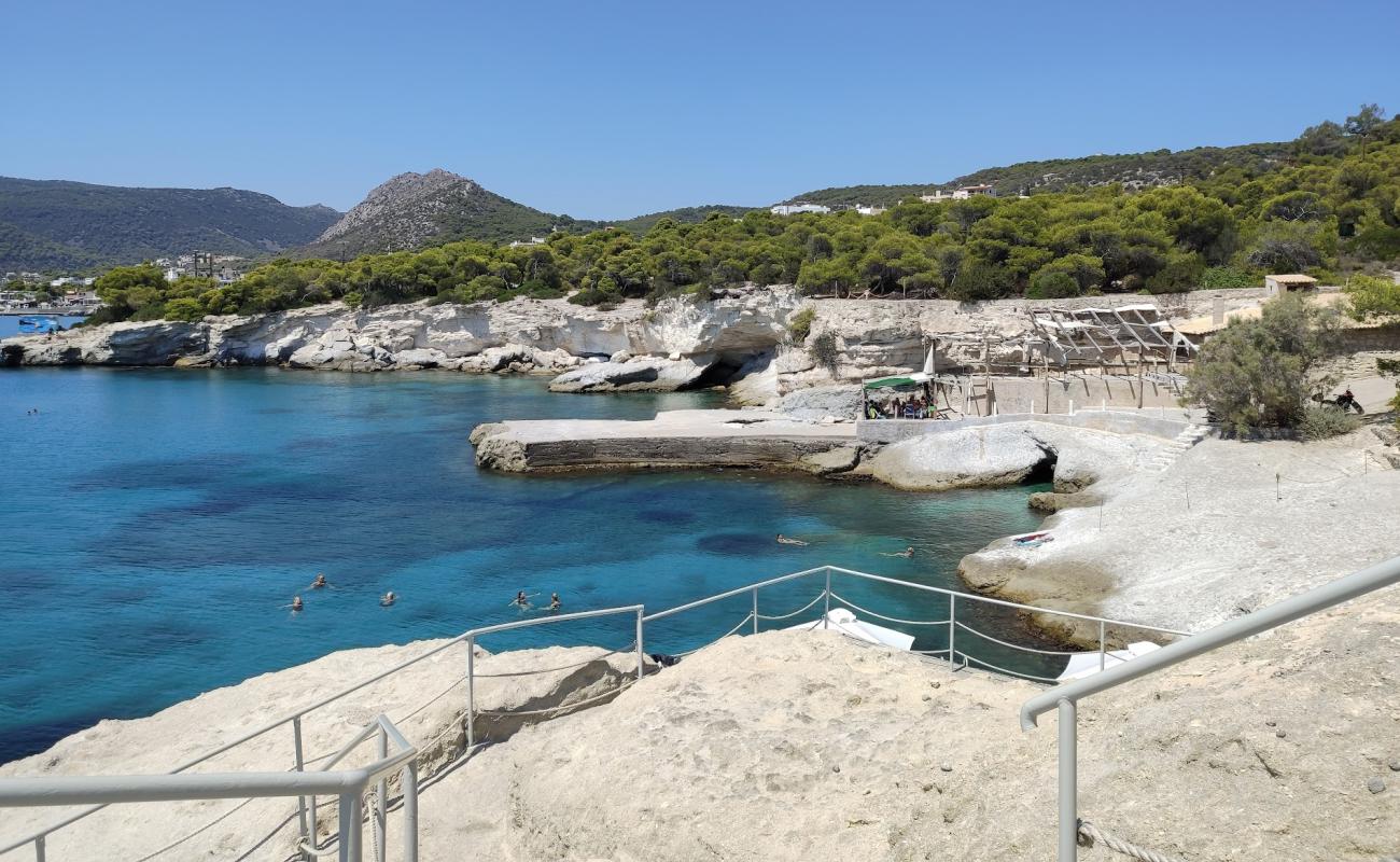 Photo de Apollo Resort Beach avec surface béton pavée de surface