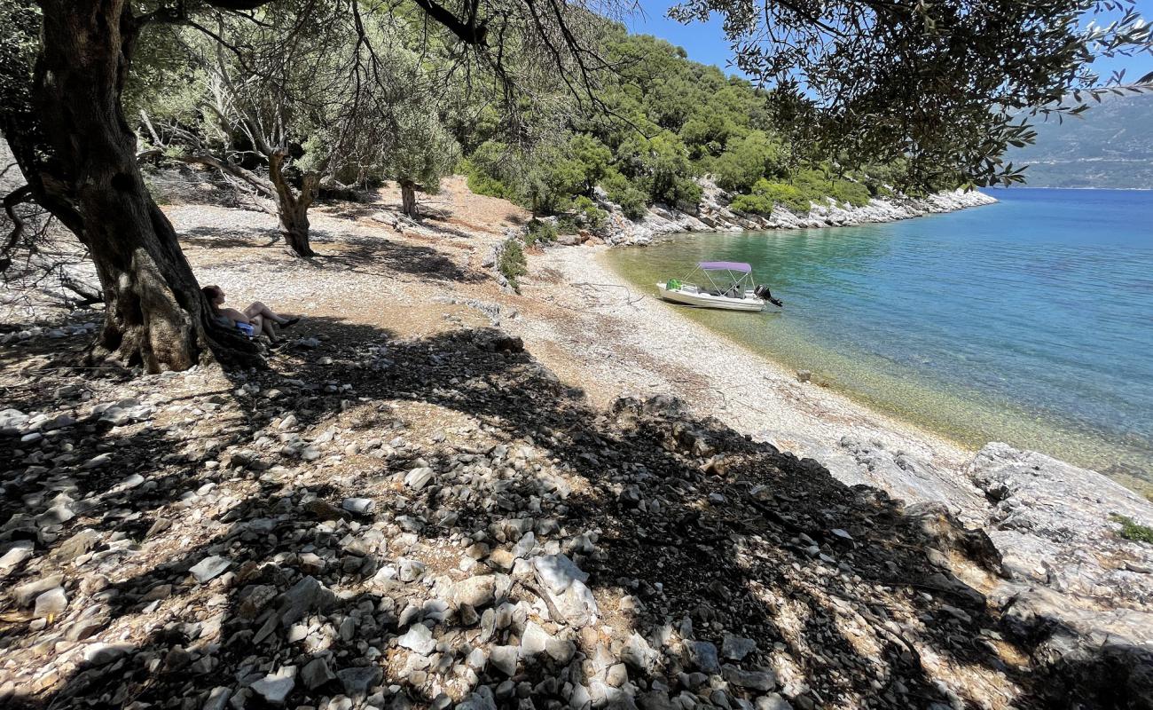 Photo de Agia Anna Beach avec galets beige de surface