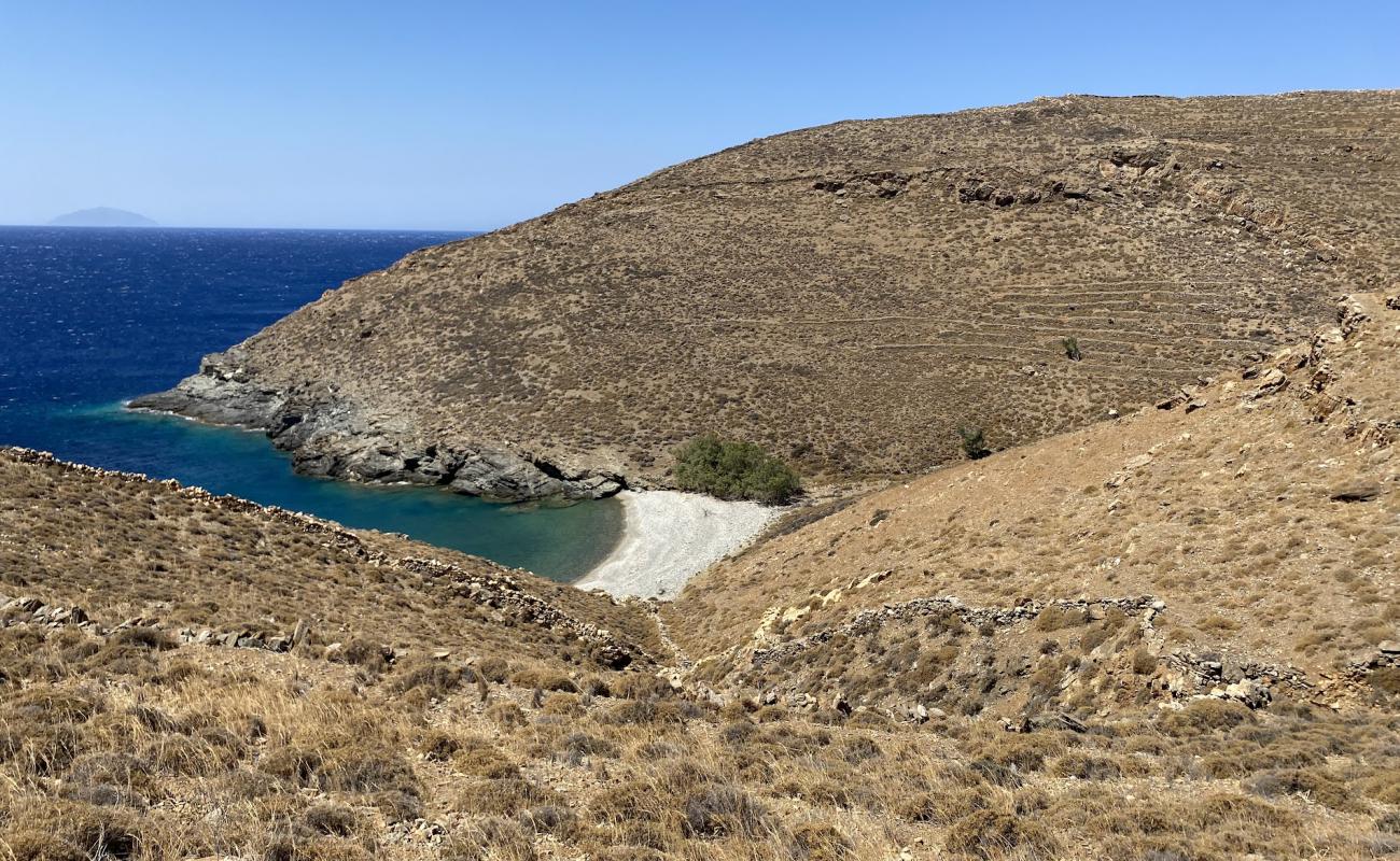 Photo de Avlonitiko Beach avec galets gris de surface