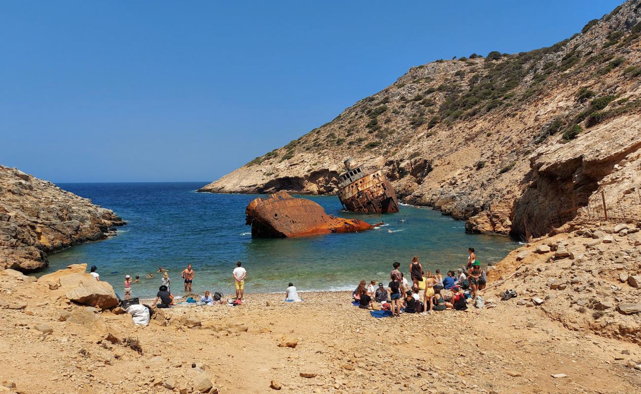 Photo de Shipwreck of Olympia Beach avec terrain rocheux de surface